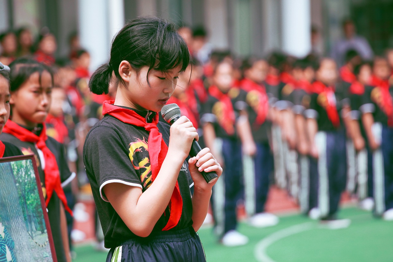孩子不满12周岁能骑车上路吗？