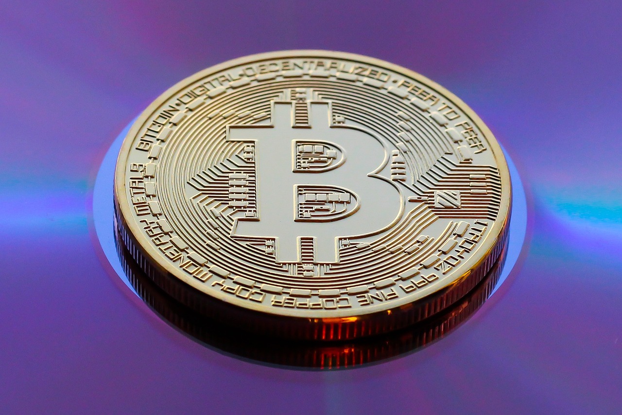 A股暴涨后股民消费升级，经济活力与消费新趋势的深度剖析